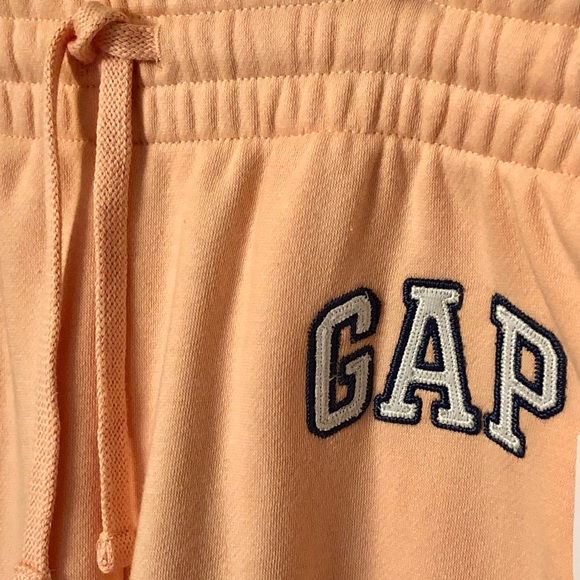 NWT Gap Logo Fleece Joggers Size XS - Picture 6 of 10